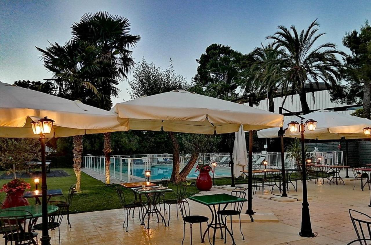 Novotel Nice Aeroport Cap 3000 Saint-Laurent-du-Var Exterior foto